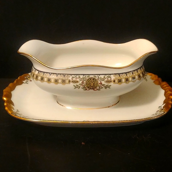 Vtg Limoges JPL Green Mark Porcelain 2 spouts Sauce Boat/Underplate France - Picture 1 of 6